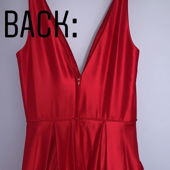 RED PROM DRESS - Picture 2 of 3